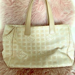 📌SOLD📌 CC Logo Travel Line Beige Nylon Tote